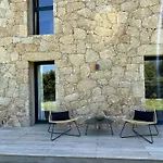 Nyaraló Granite Between Porto-vecchio And Bonifacio Figari