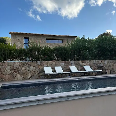 En Granit Entre Porto-vecchio Et Bonifacio Holiday home